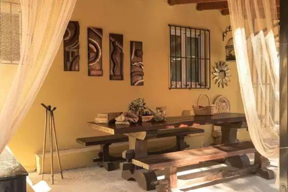 Vila Kalielaia Mouzakion  ภายนอก รูปภาพ